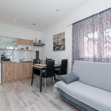 Apartman Sara Apartmant Trogir-dragulin